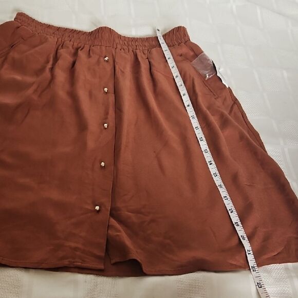 Suzy Shier Brown A-Line Pleated Skirt - Picture 9 of 16